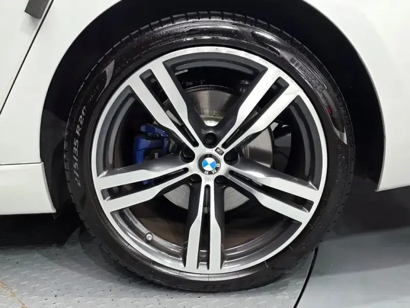 2023 BMW 6 серии с пробегом 39 201 км