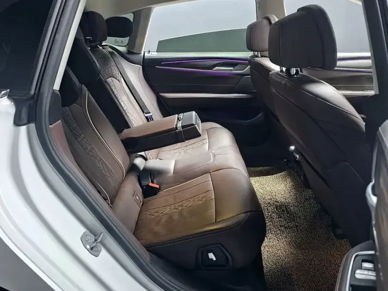 2024 BMW 6 серии с пробегом 10 119 км