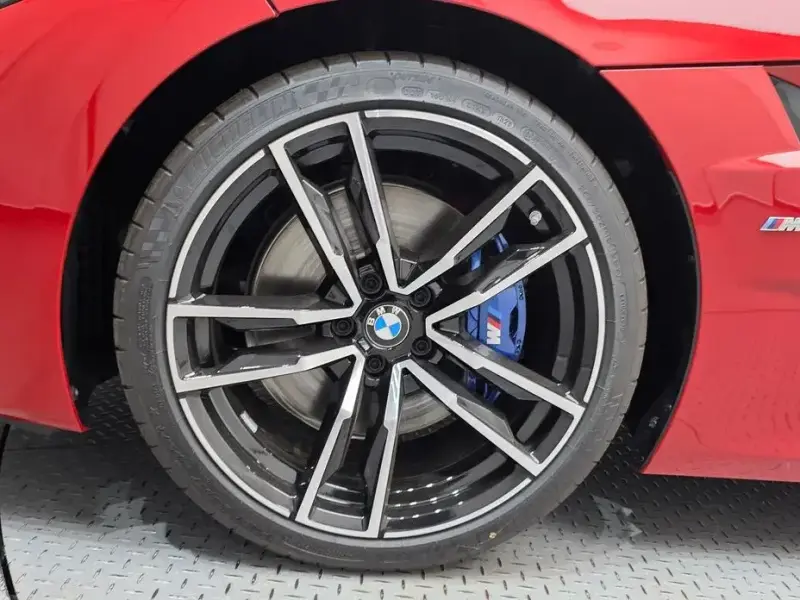 2025 BMW Z4 с пробегом 14 км