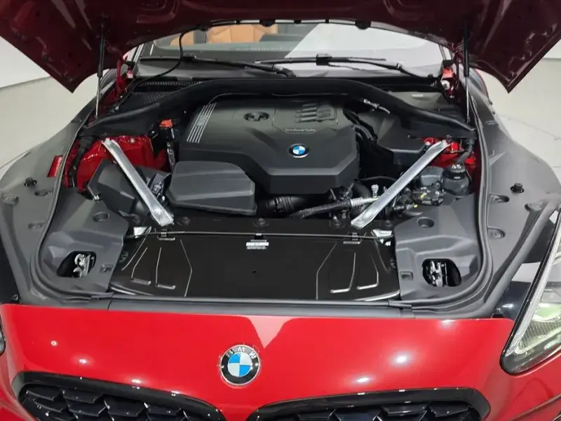 2025 BMW Z4 с пробегом 14 км