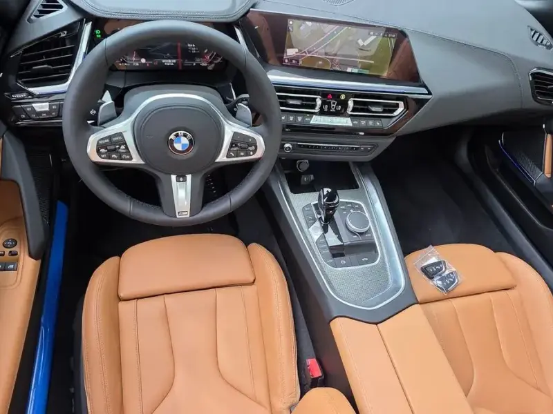 2025 BMW Z4 с пробегом 14 км
