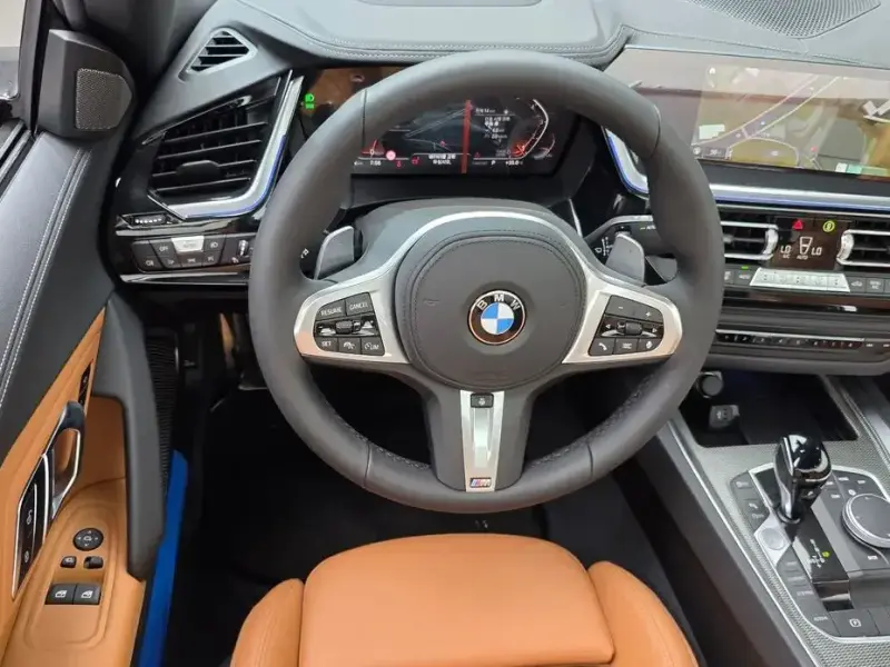 2025 BMW Z4 с пробегом 14 км