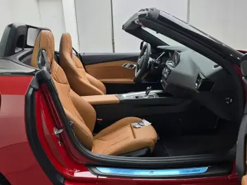 2025 BMW Z4 с пробегом 14 км