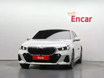 2024 BMW i5 с пробегом 28 013 км