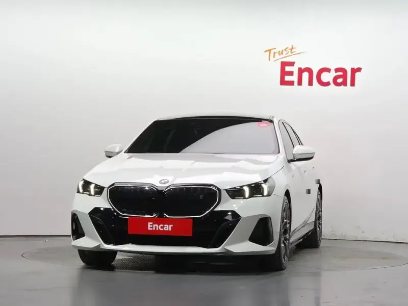 2024 BMW i5 с пробегом 28 013 км