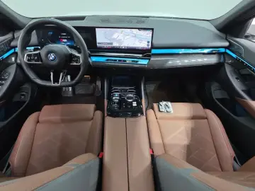 2024 BMW i5 с пробегом 28 013 км