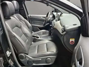 2012 Mercedes-Benz B-Класс с пробегом 166 462 км