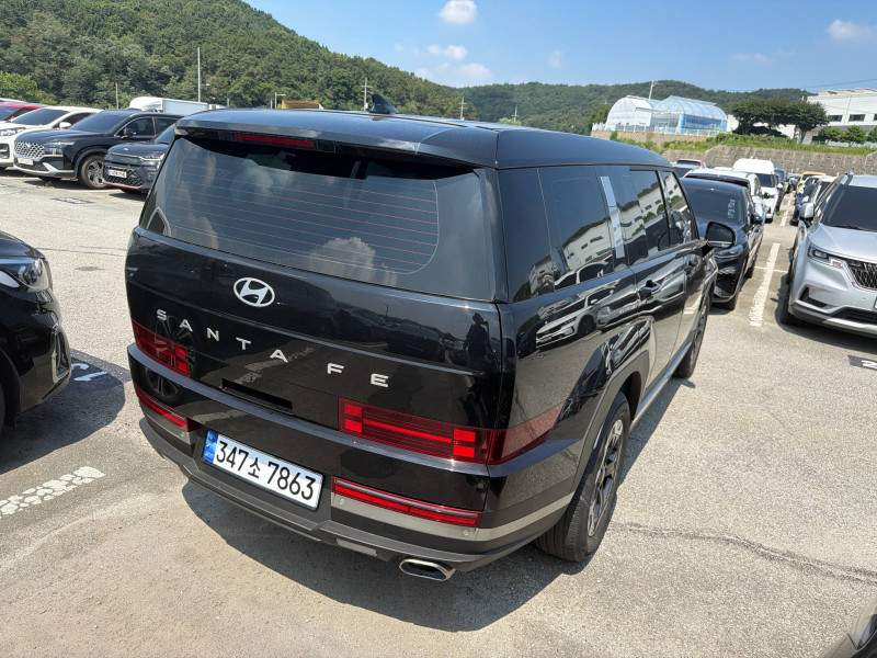 2023 Hyundai Santa Fe с пробегом 40 895 км