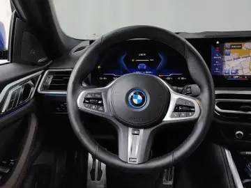 2023 BMW i4 с пробегом 79 174 км