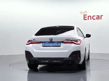 2024 BMW i4 с пробегом 40 210 км