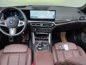 2024 BMW i4 с пробегом 40 210 км