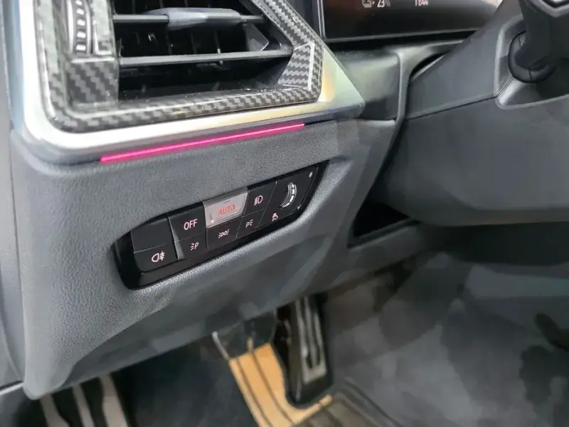 2024 BMW i4 с пробегом 40 210 км