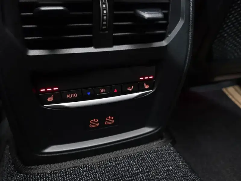 2024 BMW i4 с пробегом 40 210 км