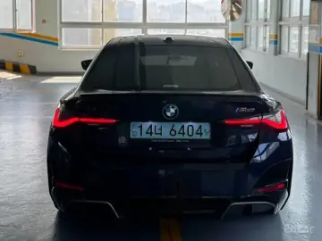 2022 BMW i4 с пробегом 82 000 км