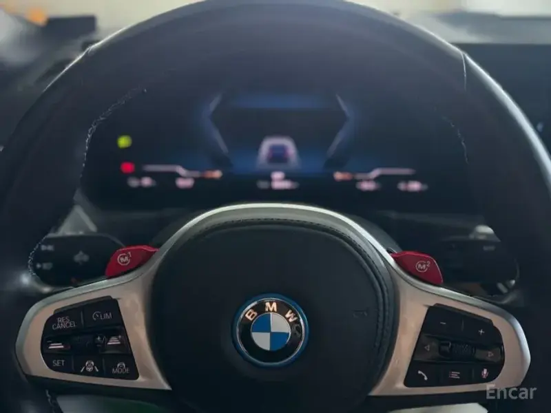 2022 BMW i4 с пробегом 82 000 км