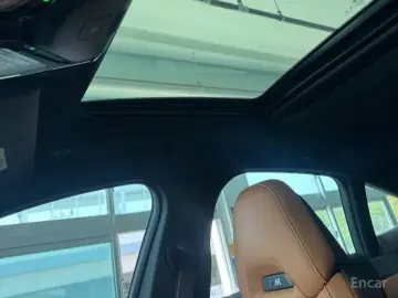 2022 BMW i4 с пробегом 82 000 км