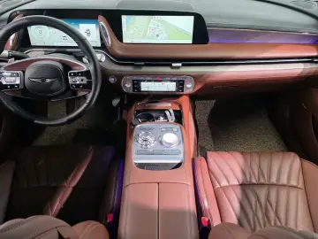 2023 Genesis G90 с пробегом 49 128 км