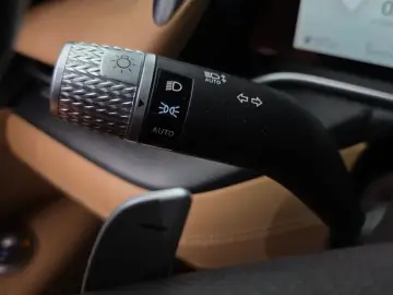 2023 Genesis G90 с пробегом 51 664 км
