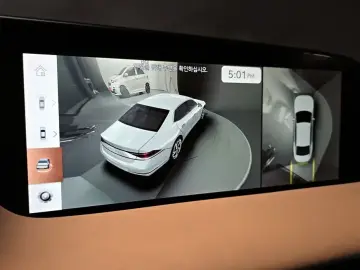 2023 Genesis G90 с пробегом 51 664 км