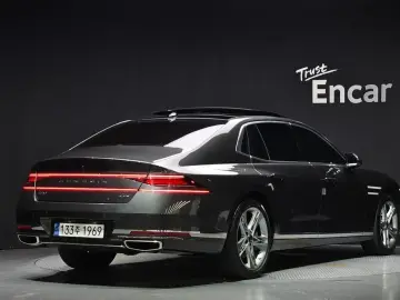 2023 Genesis G90 с пробегом 45 507 км
