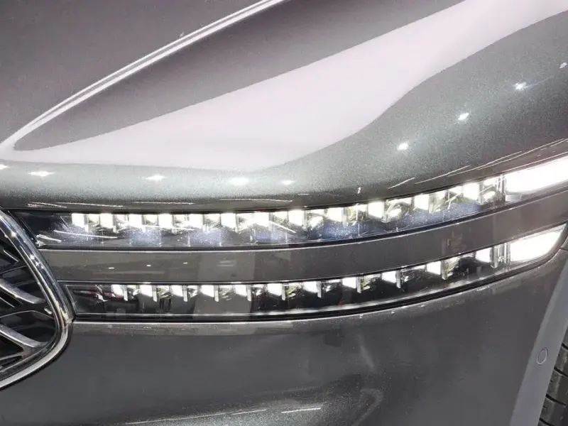 2023 Genesis G90 с пробегом 45 507 км