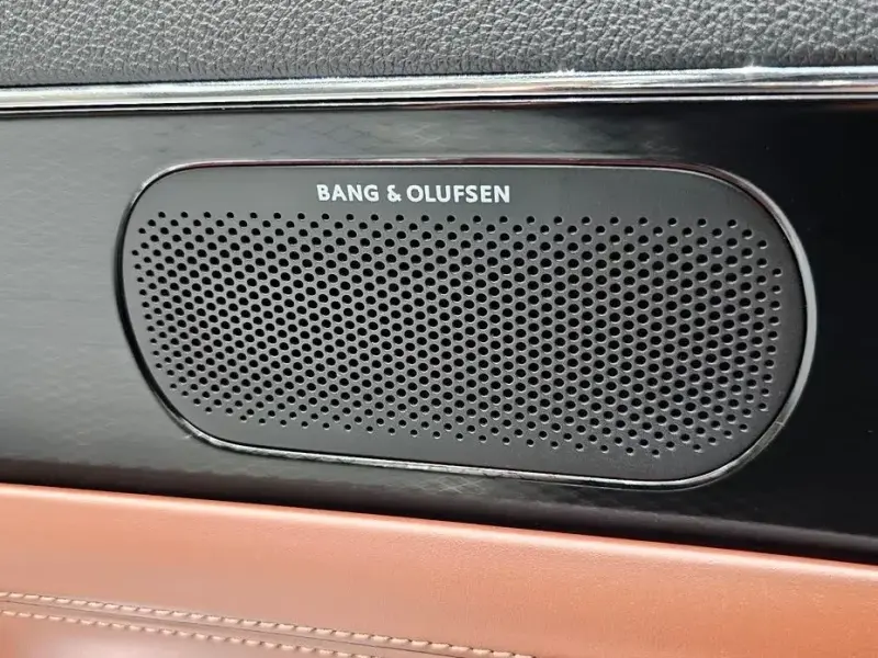 2023 Genesis G90 с пробегом 45 507 км