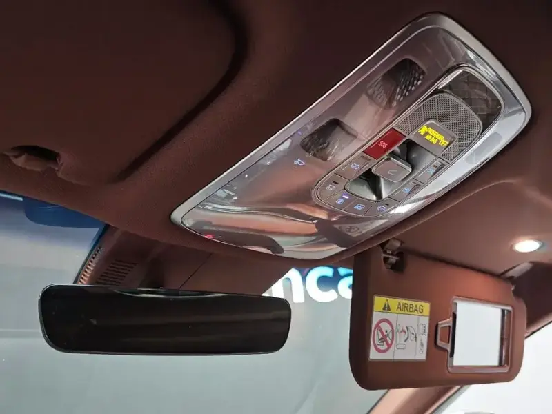 2023 Genesis G90 с пробегом 45 507 км