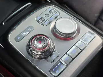 2023 Genesis G90 с пробегом 78 111 км