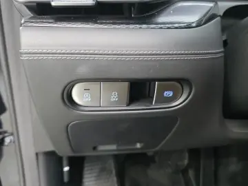 2023 Genesis G90 с пробегом 78 111 км