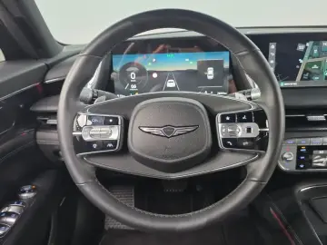 2023 Genesis G90 с пробегом 78 111 км