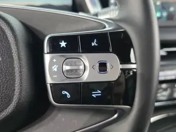 2023 Genesis G90 с пробегом 78 111 км