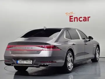 2023 Genesis G90 с пробегом 29 799 км