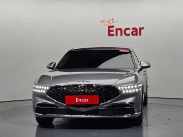 2023 Genesis G90 с пробегом 29 799 км