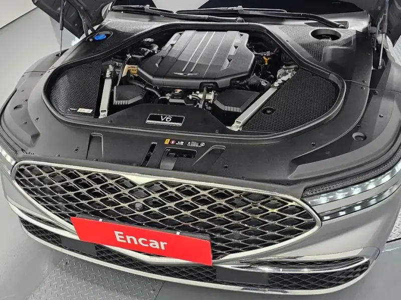 2023 Genesis G90 с пробегом 29 799 км