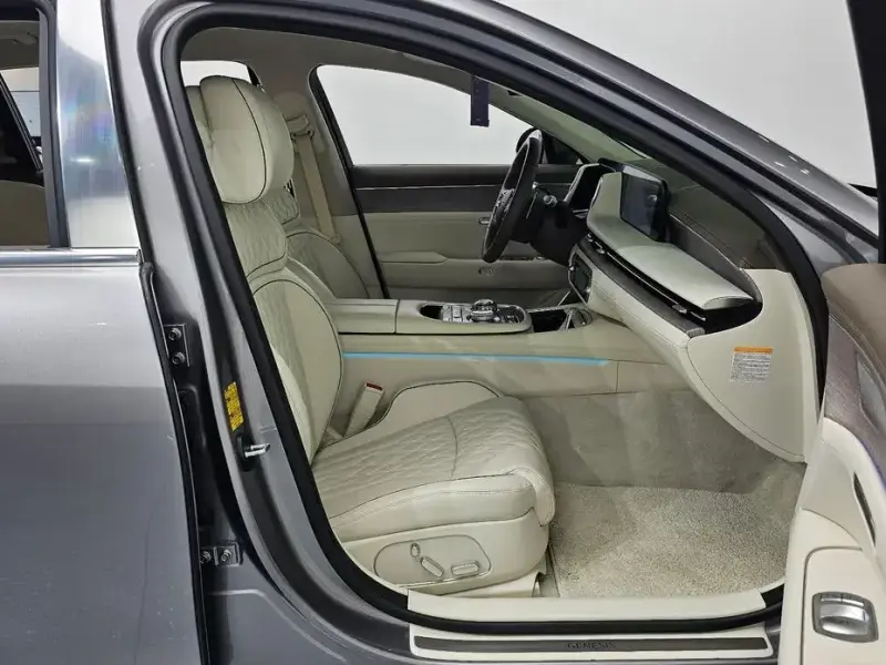 2023 Genesis G90 с пробегом 29 799 км