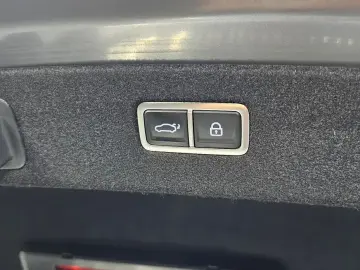 2023 Genesis G90 с пробегом 29 799 км