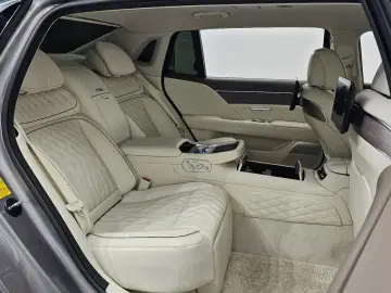 2023 Genesis G90 с пробегом 29 799 км