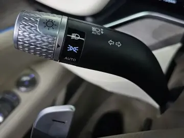 2023 Genesis G90 с пробегом 29 799 км
