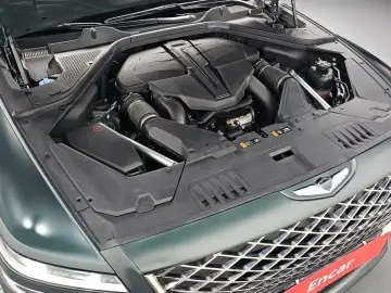 2023 Genesis GV80 с пробегом 35 401 км