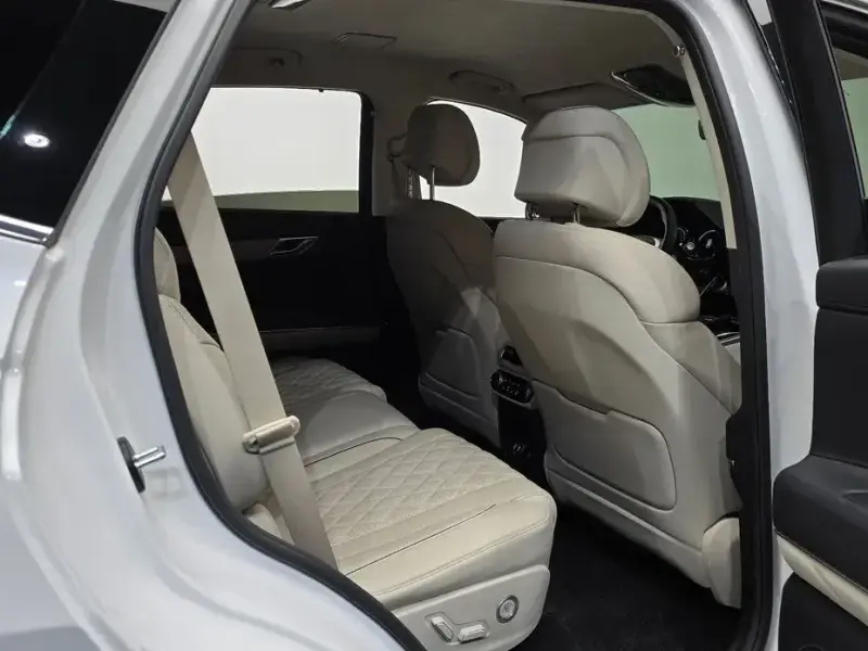 2023 Genesis GV80 с пробегом 82 831 км