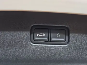 2023 Genesis GV80 с пробегом 82 831 км