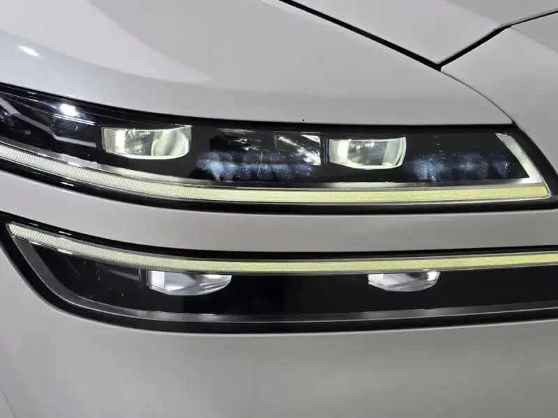 2023 Genesis GV80 с пробегом 82 831 км