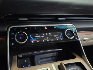 2023 Genesis GV80 с пробегом 82 831 км