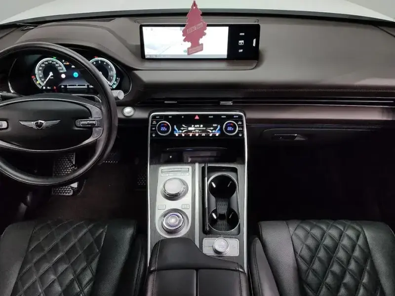 2023 Genesis GV80 с пробегом 79 127 км