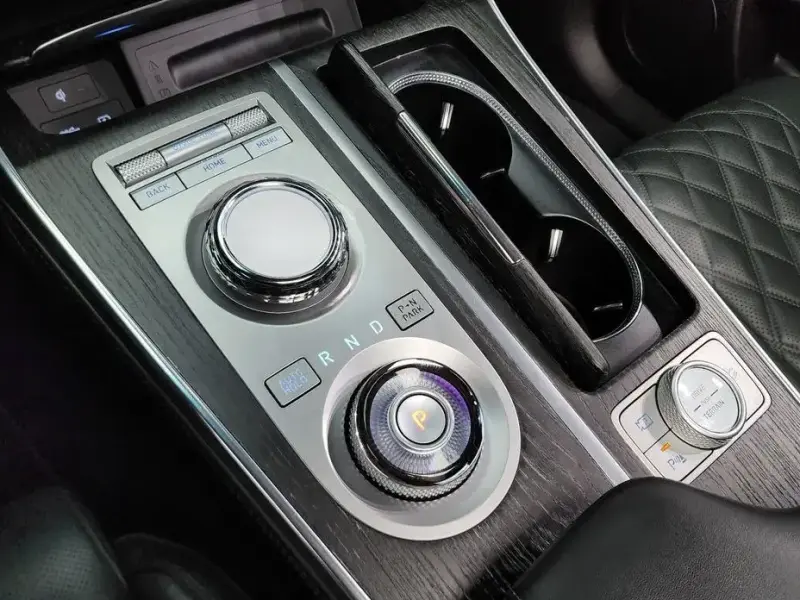 2023 Genesis GV80 с пробегом 79 127 км