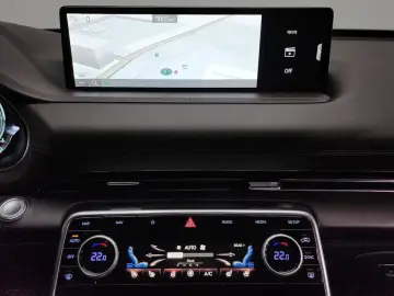 2023 Genesis GV80 с пробегом 79 127 км