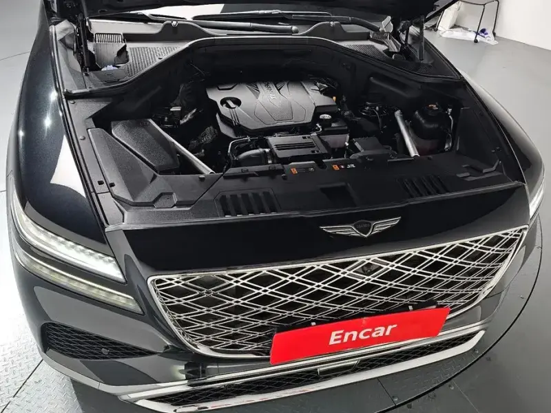 2023 Genesis GV80 с пробегом 35 666 км