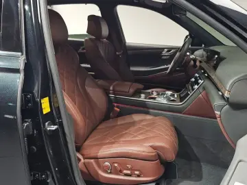 2023 Genesis GV80 с пробегом 35 666 км
