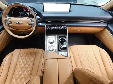 2023 Genesis GV80 с пробегом 41 070 км
