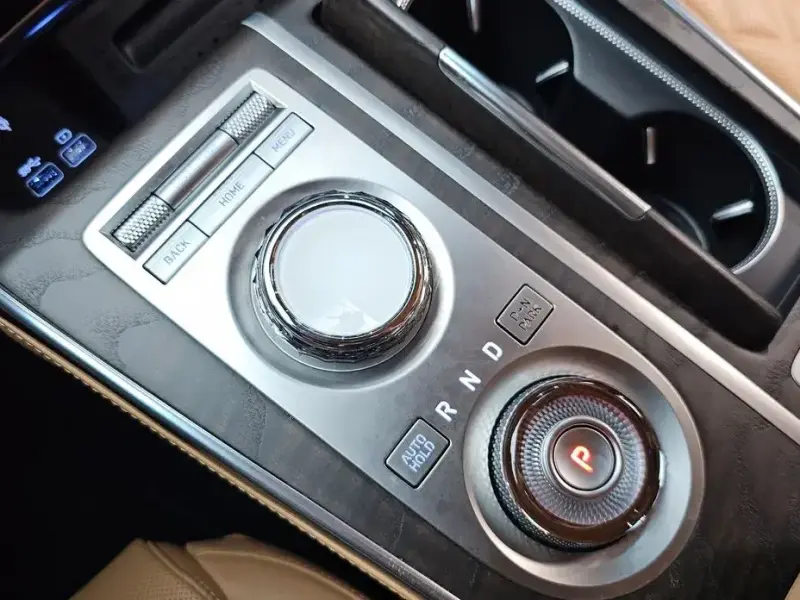 2023 Genesis GV80 с пробегом 41 070 км